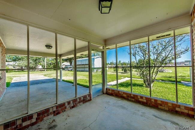 Photo - 4744 LA-1
