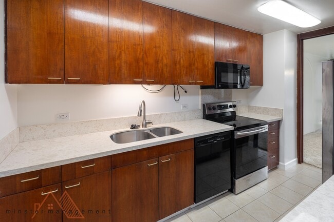 Building Photo - 6750 Hawaii Kai Dr Rental