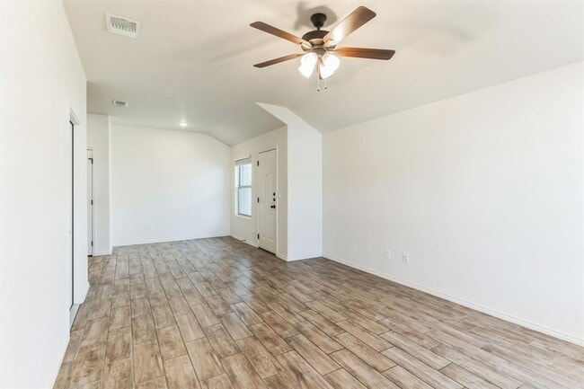 Photo - 2416 Alterman Dr