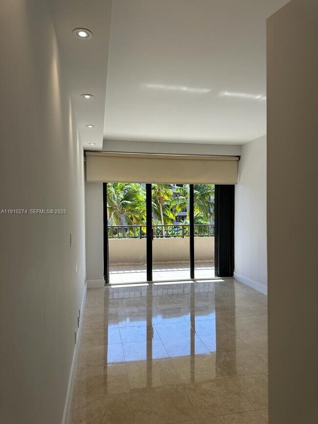 Photo - 251 Crandon Blvd Unit 430