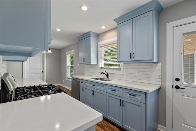 Building Photo - 28792 Waller Gladish Rd