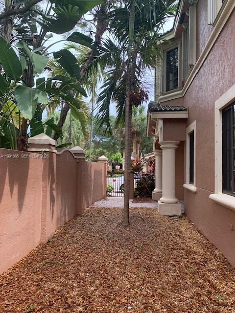 Photo - 2800 Kinsington Cir