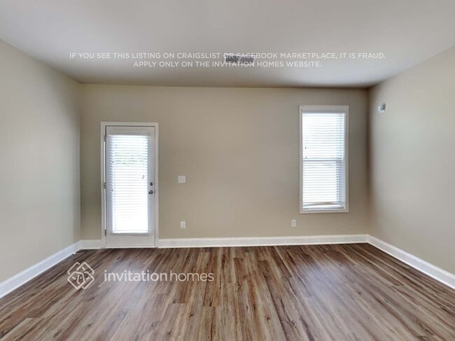 Photo - 143 Wood Point Way