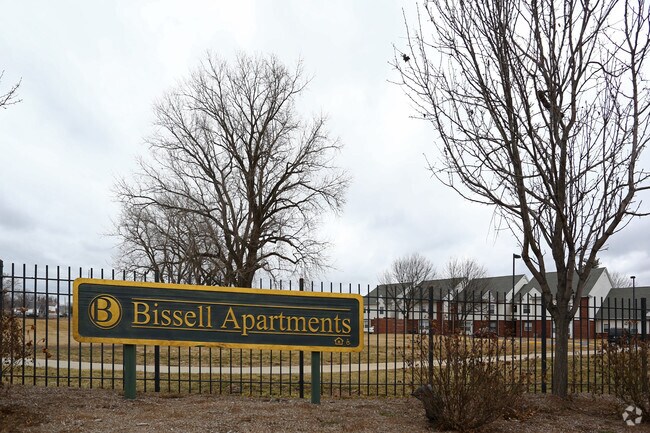 Photo - Bissell Apartments