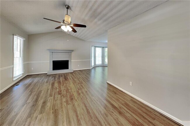 Photo - 72 Nectar Pl