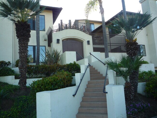 2828 Famosa Blvd Unit 209