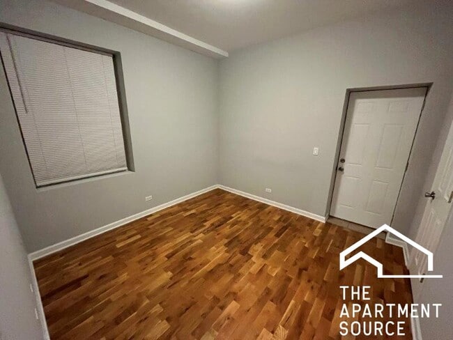 Photo - 2249 S Bell Ave Unit 1R