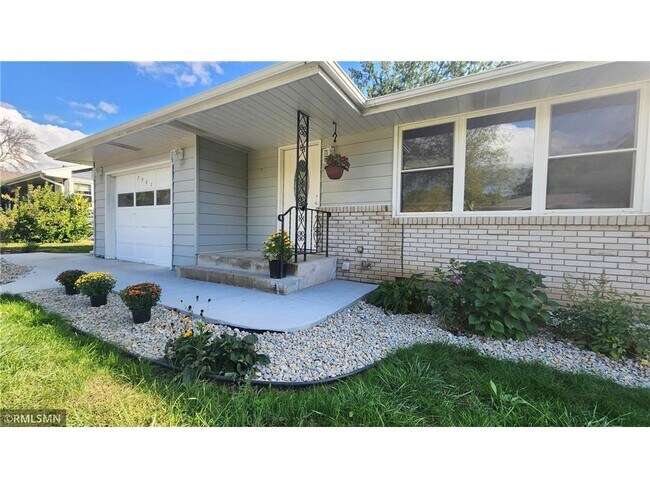 Photo - 7961 59th Ave N