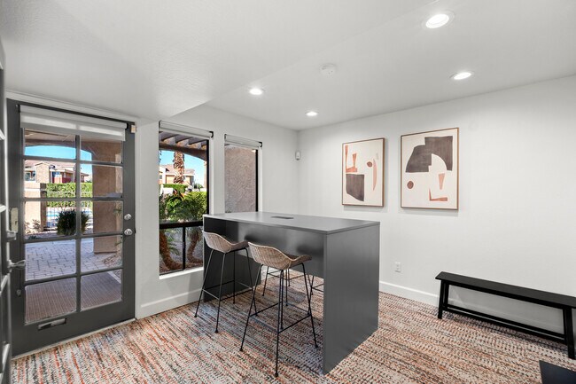 Oficina de arrendamiento - Sundancer Apartments