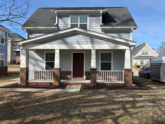 Building Photo - Beautiful Three Bedroom, Two Bathroom Single Family Home in Anderson, SC