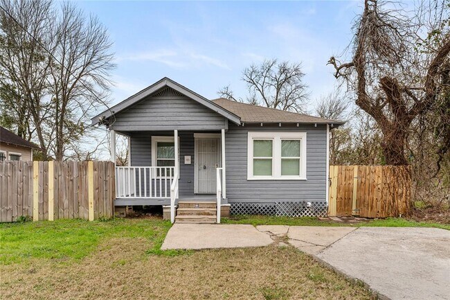 Photo - 3722 Seabrook St House