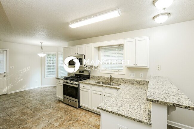 Photo - 3 Bedroom Pet-Friendly Home in Douglasvill...