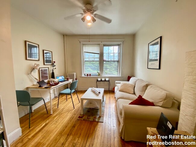 Photo - 55 Lanark Rd