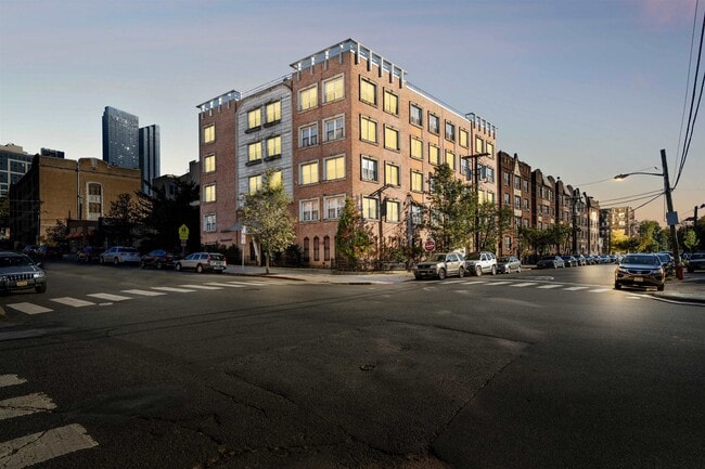 Building Photo - 45 Broadway Unit 302