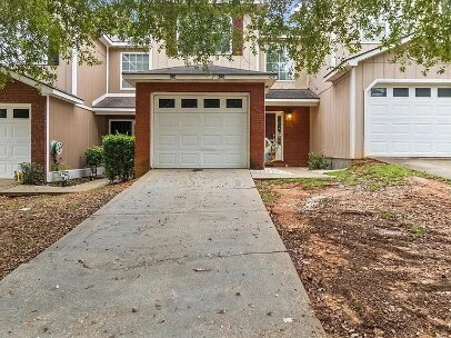 Photo - Charming 2-Bedroom, 2.5-Bathroom Townhome with Community Pool! Available TODAY!
