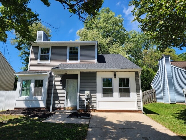 Photo - 1206 Caldwell Ct S