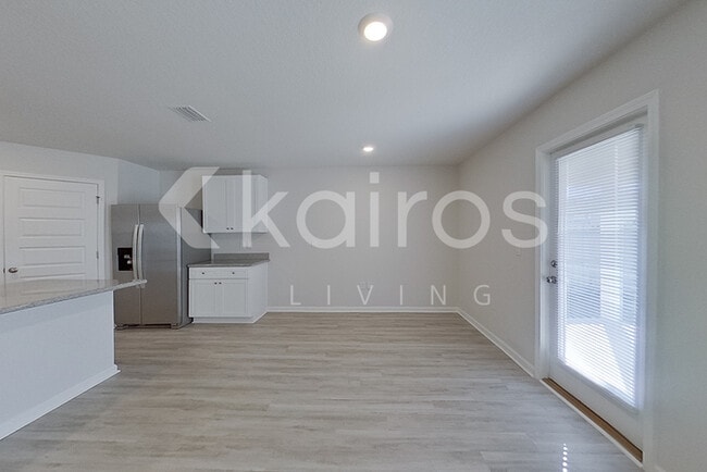 Photo - 4743 Malay Cir