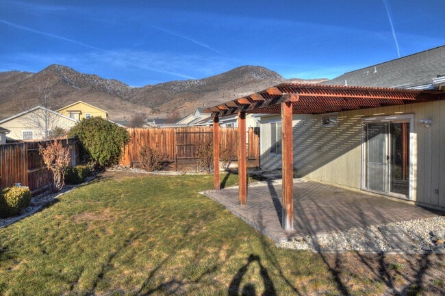 Photo - Great 3 Bedroom in Sutro Area