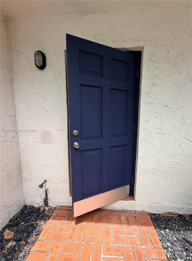 3225 Bird Ave Unit IV3