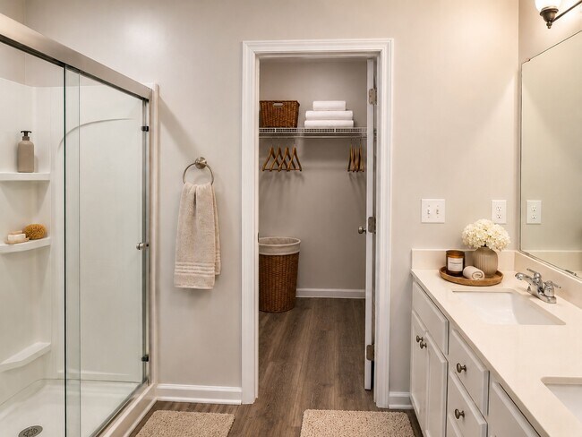 Photo - 7934 Rudder Cir