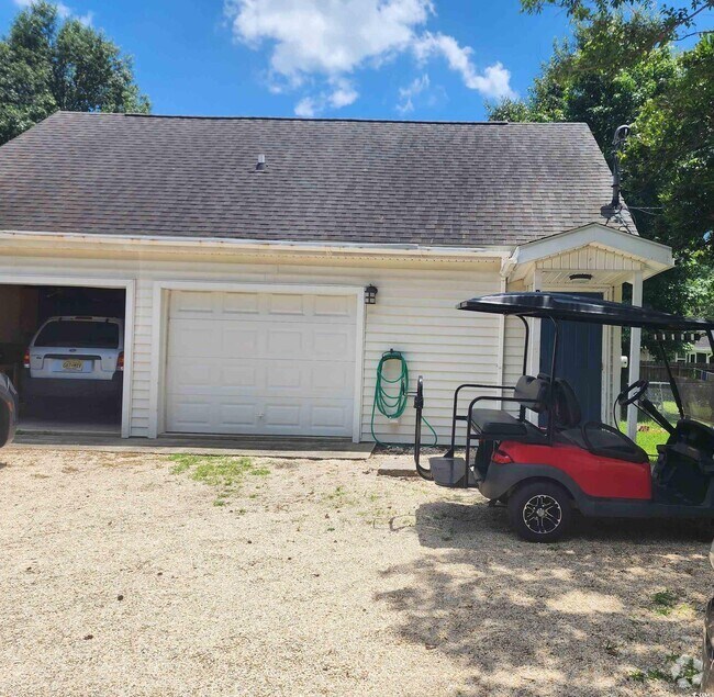 Building Photo - 1009 Bay Dr Rental