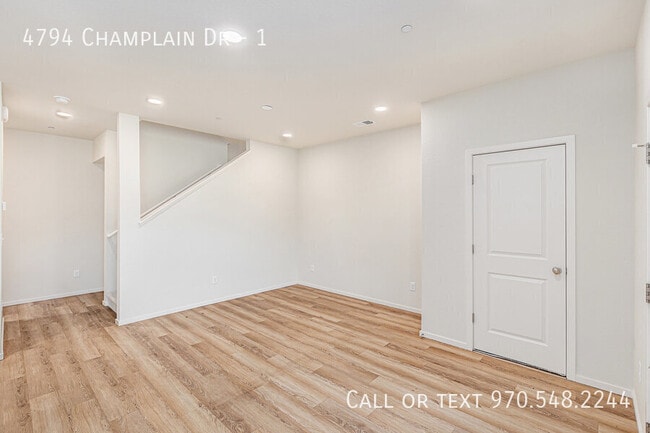 Photo - 4794 Champlain Dr