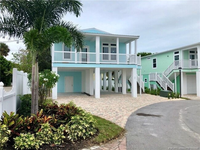 Building Photo - 44 NE Nautical Dr