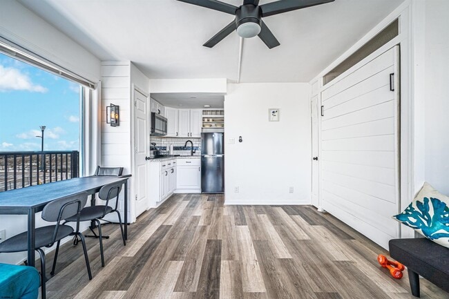Photo - 3501 Boardwalk Unit C-216
