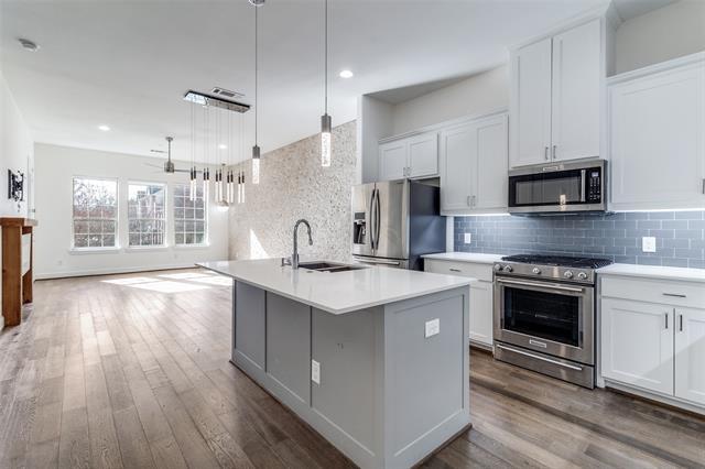 Building Photo - 5015 Meridian Ln Unit 1102