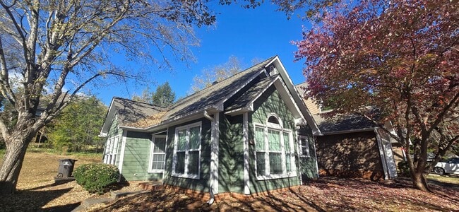 Photo - Great clean one level condo convenient to ...