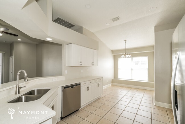 Photo - 2614 Vinedale Ave