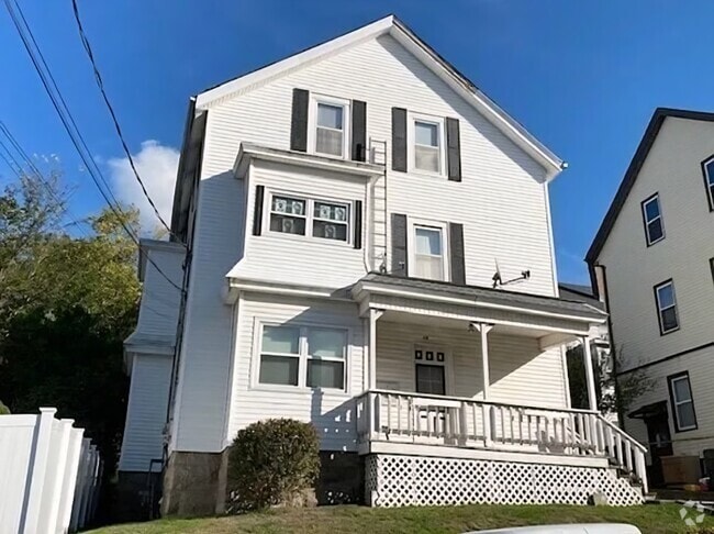 Building Photo - 412 S Beach St Unit 1st Floor Rental