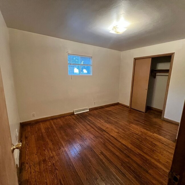Photo - 3178 N Booth St