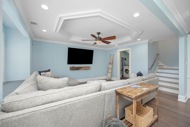 Photo - 584 Fort Johnson Rd