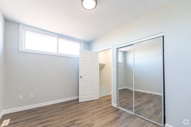 3BR, 2BA - 1,200SF - Bedroom