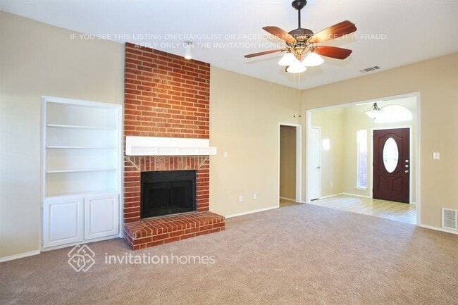 Photo - 1427 New Haven Dr