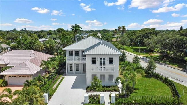 Photo - 173 Wellesley Dr