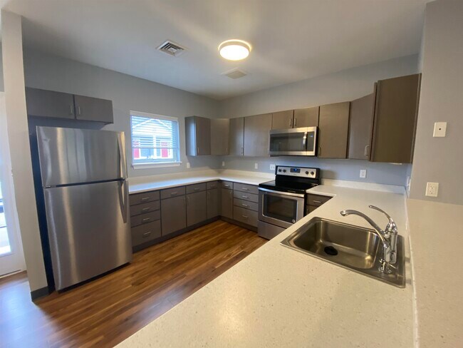 Photo - 27 E Ridge Dr