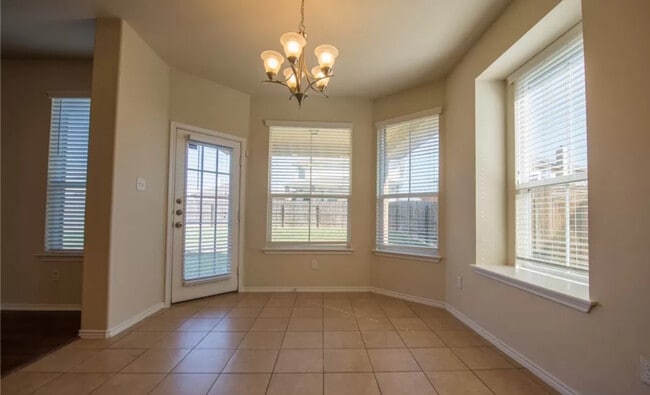 Photo - 3403 Cricklewood Dr