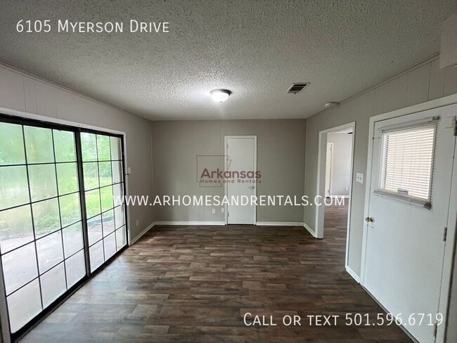 Photo - 6105 Myerson Dr