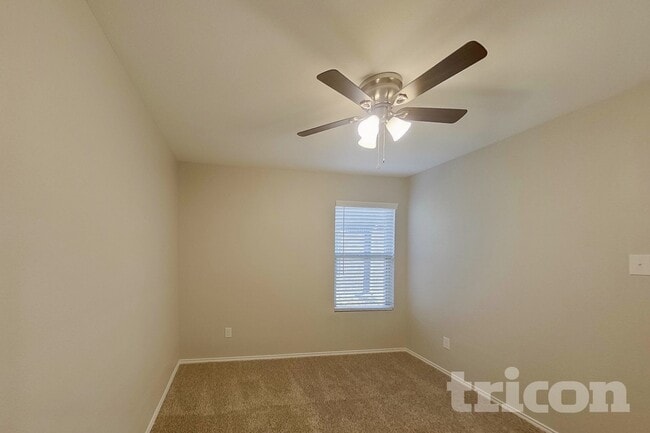 Photo - 1720 Clairborne Ct