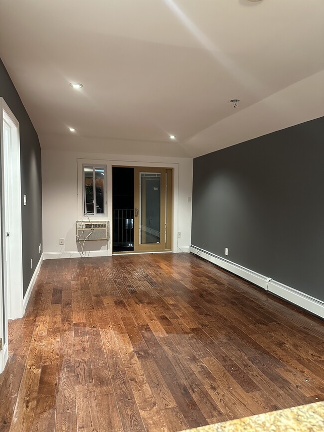 Photo - 14146 Pershing Cres Unit 3