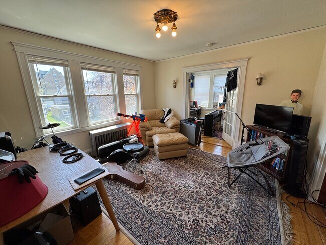 Photo - 8 Mapleton St Unit 2