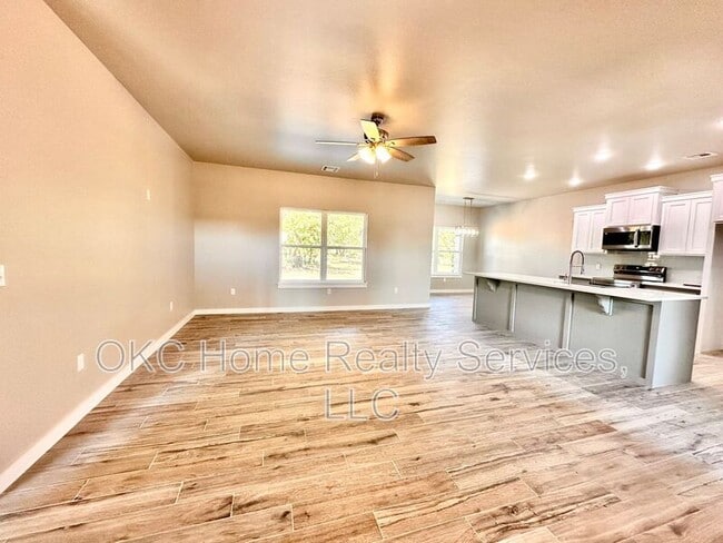 Photo - 2184 Hilltop Ln