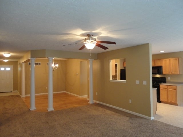 Photo - 5145 Oak Creek Trail