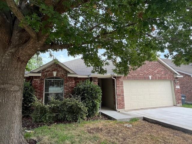 Building Photo - 621 Crystal Falls Dr Rental