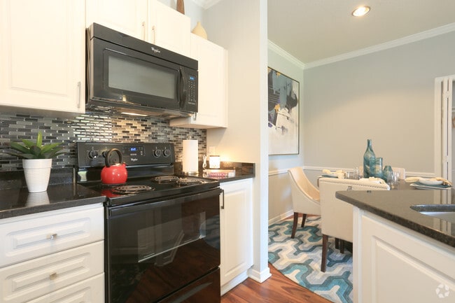 1BR, 1BA