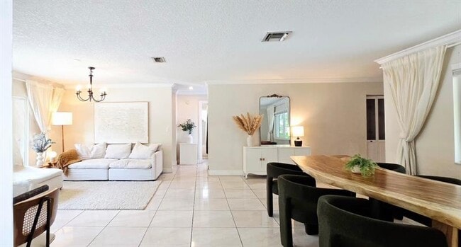 Photo - 10253 SW 50th St