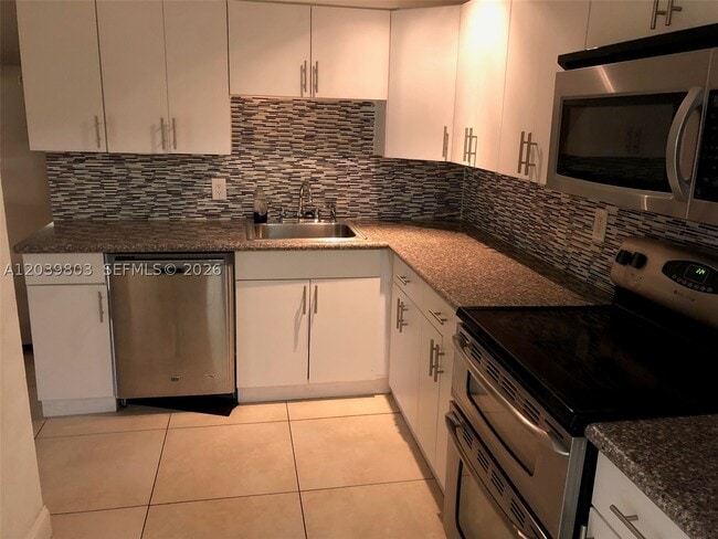 Photo - 2801 SW 81st Ave