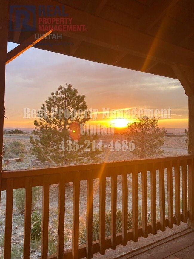 Photo - FALL IN LOVE WITH THIS 2 Bedroom 1 Bathroom Cabin Home.